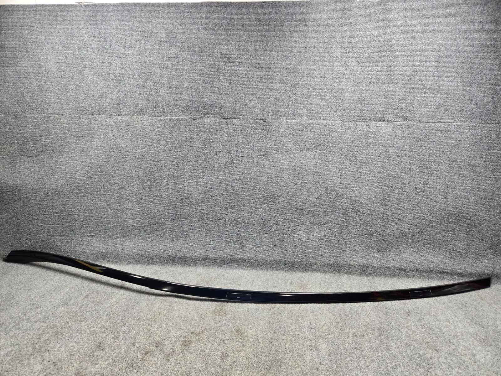 2014-2018 MERCEDES CLA250 RIGHT PASSENGER SIDE TOP ARCH DOOR TRIM MOLDING OEM