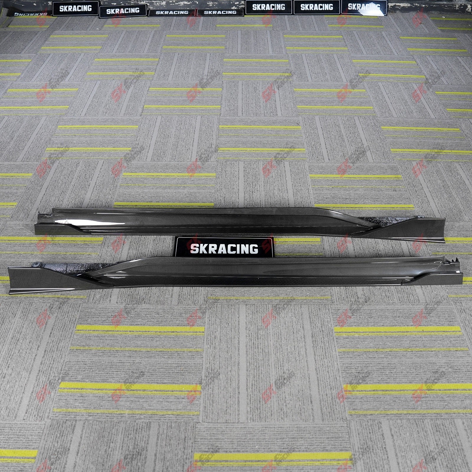 Plain/Twill Weave Carbon Fiber Side Skirts Lip Spoiler Fits Ferrari SF90 2020-24