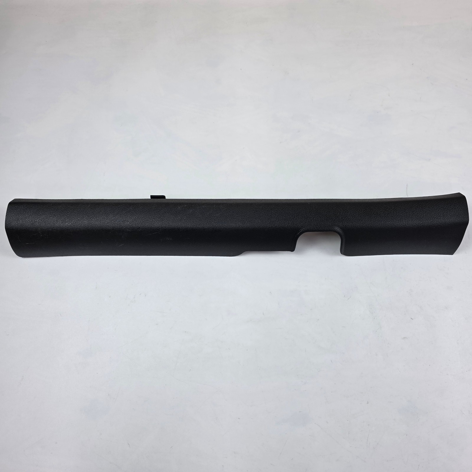 16-19 Hyundai Sonata Hybrid Front Right Door Sill Scuff Plate 85881-C1000 OEM