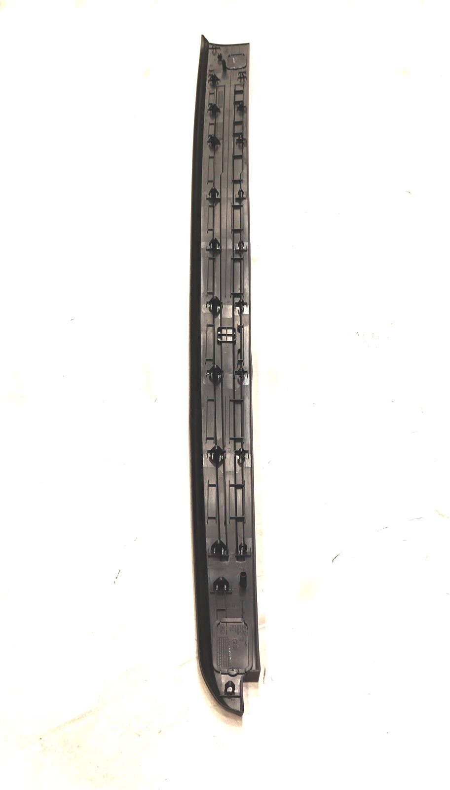 NEW OEM Ford 6.5′ Bed Rail Molding Cap Right FL3Z-99291A40-AA F-150 2015-2020