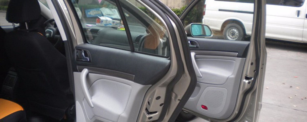 Car Door Edge Guard Moulding Trim Anti-aging Strip Seal Soundproof Waterproof
