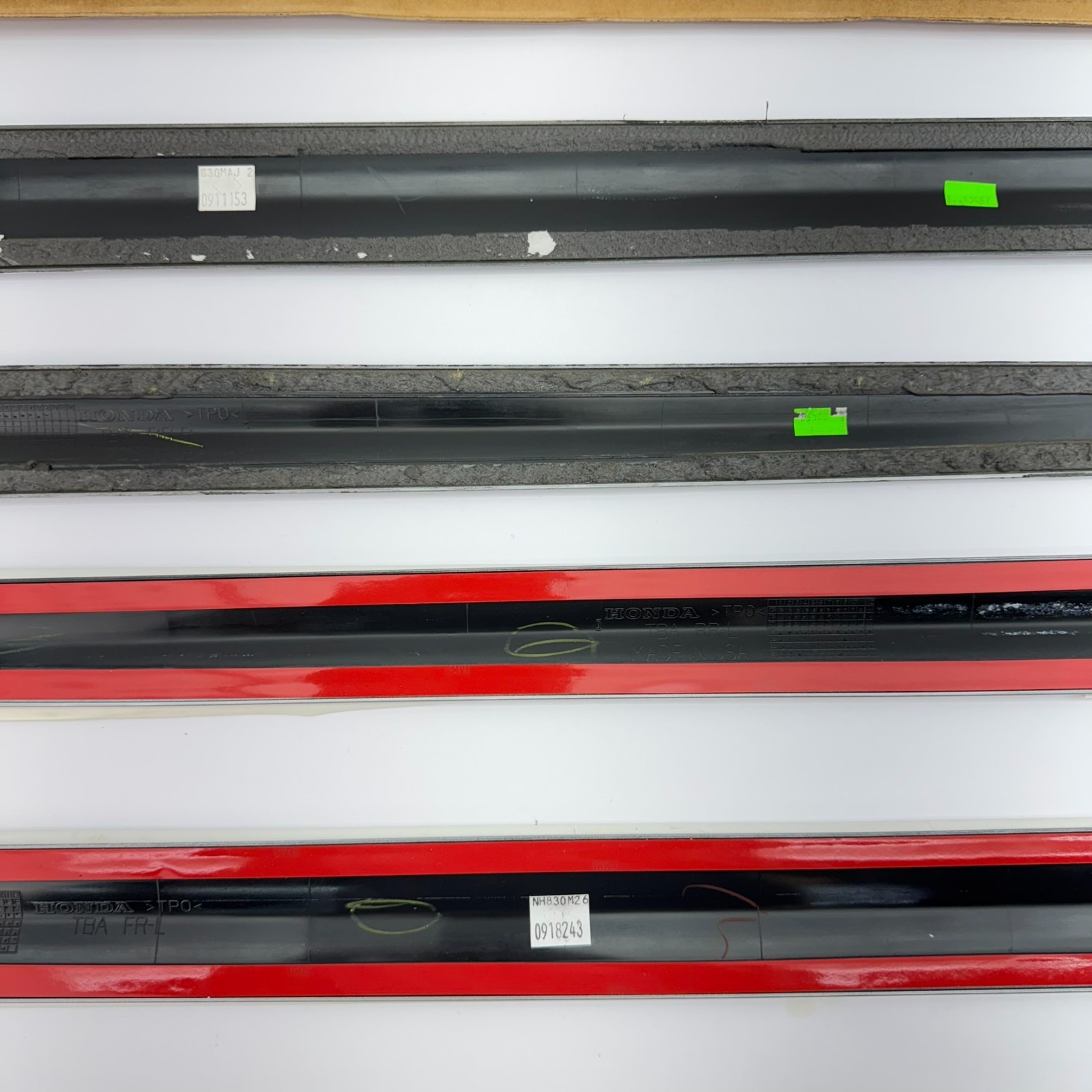2016-2021 Honda Civic Body Side Molding Lunar Silver Metallic 08P05-TBA-150 OEM