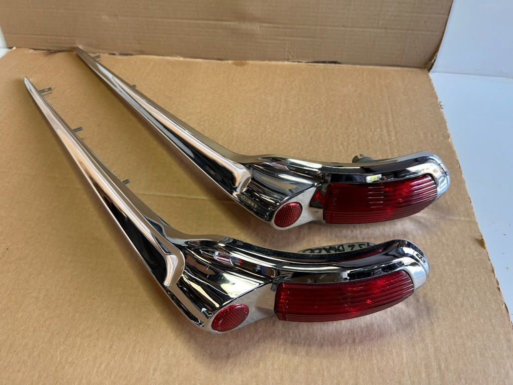 1952 Oldsmobile 88 Deluxe Rear Crown & Tail Light Assemblies NOS GM!