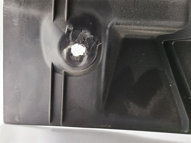 2013-2019 FORD ESCAPE LOWER LIFTGATE MOULDING