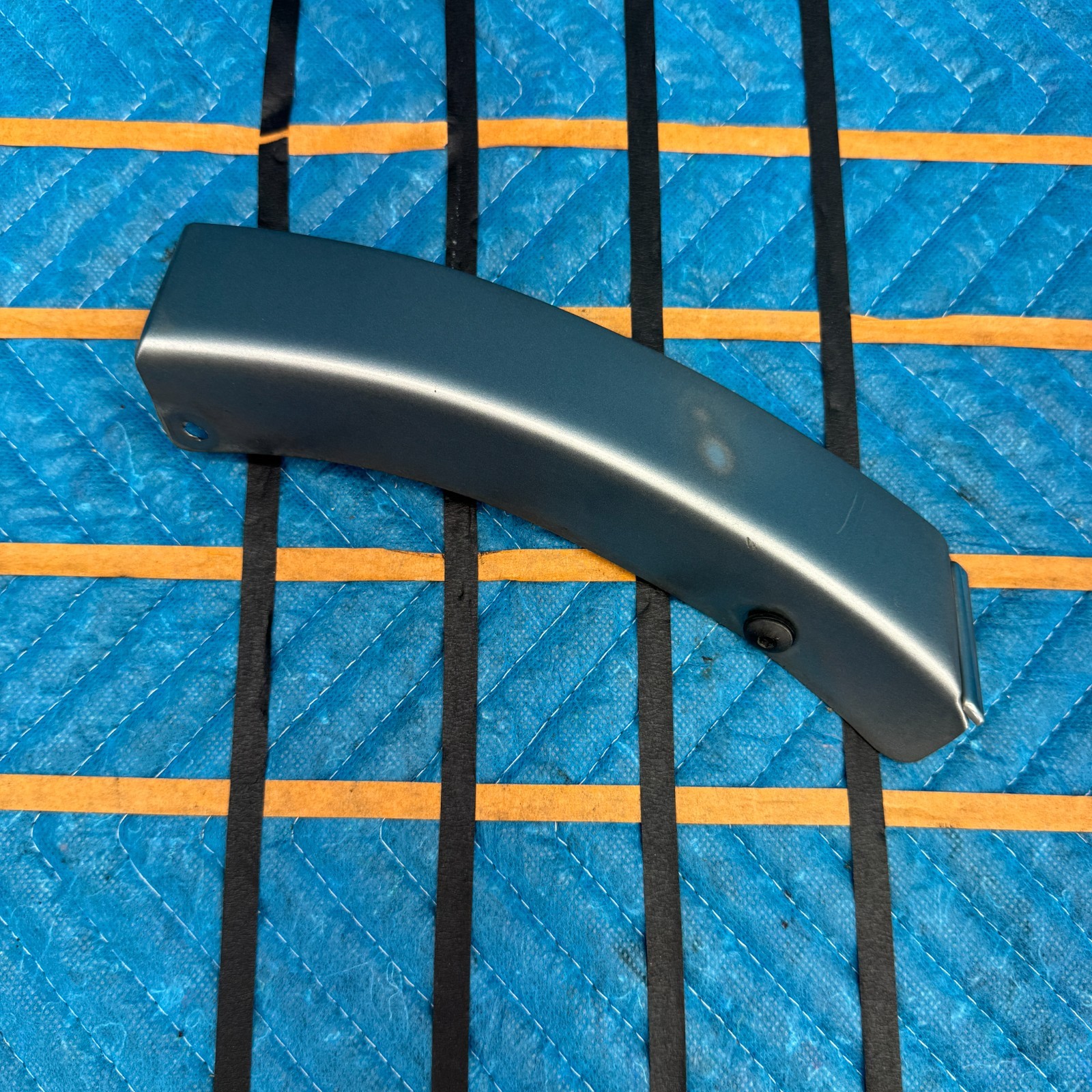 1995-2000 Lexus LS400 Rear Left Lower Quarter Molding Trim OEM 75652-50030