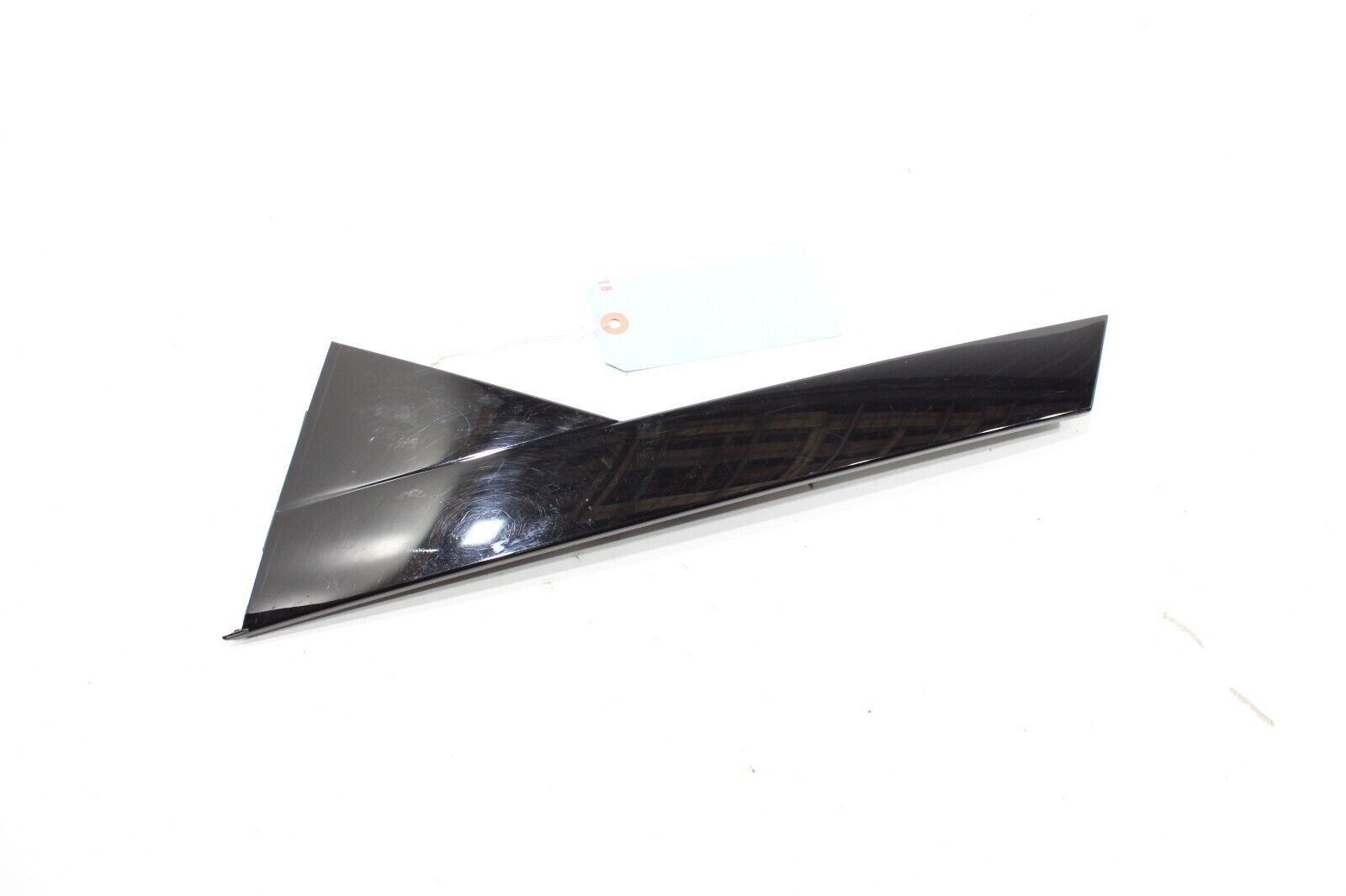2018 – 2023 AUDI Q5 REAR LEFT DOOR WINDOW C PILLAR REARWARD APPLIQUE MOLDING OEM