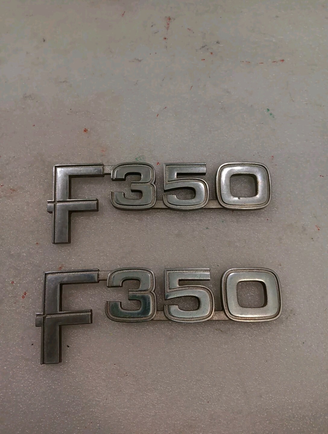 80 81 82 83 84 85 86 F350 F-350 Pickup Truck Front Fender Emblems Badge