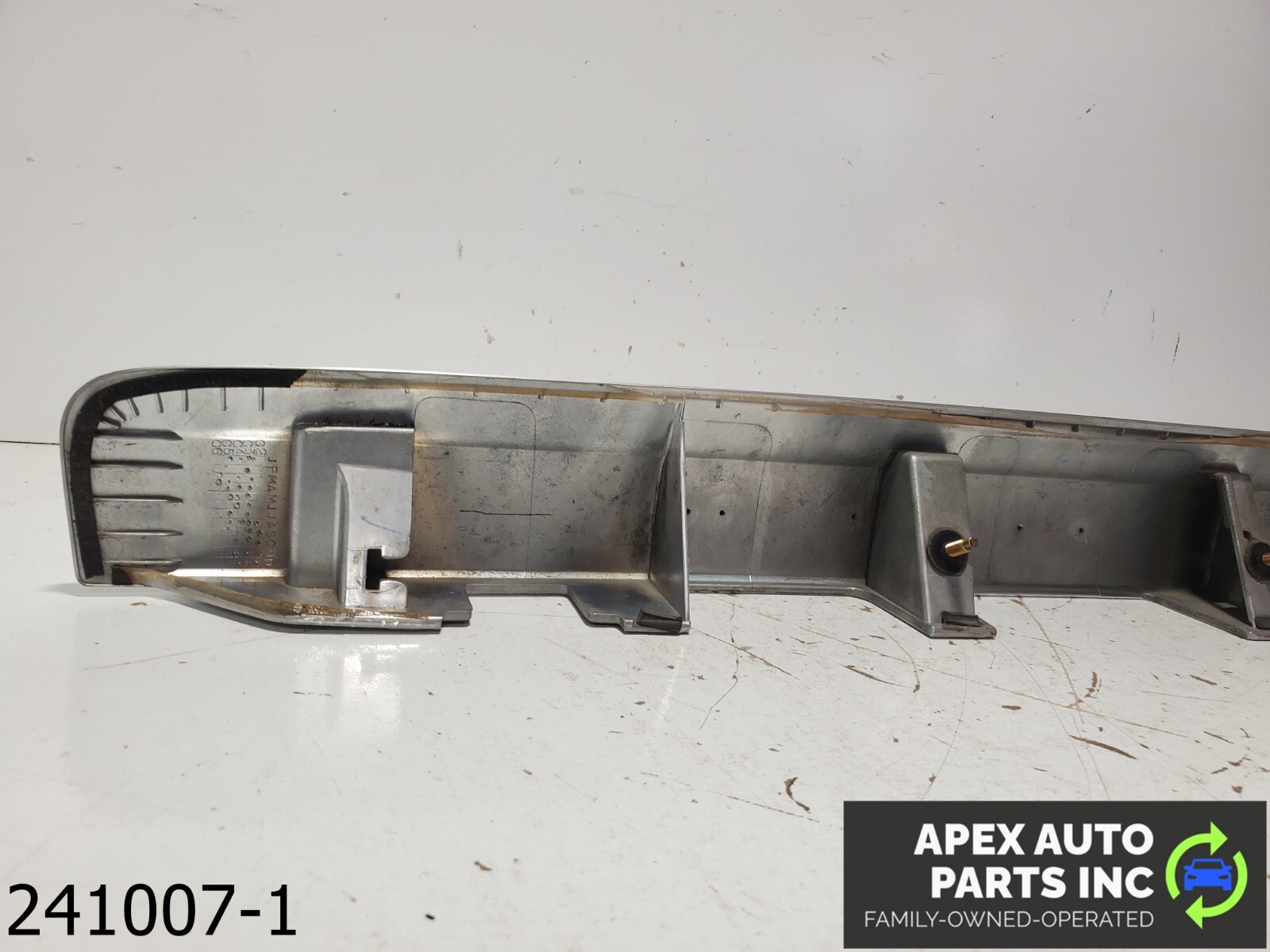 OEM 2001-2006 Acura MDX 3.5L Rear Trunk Lid Garnish Trim 74891-S3V