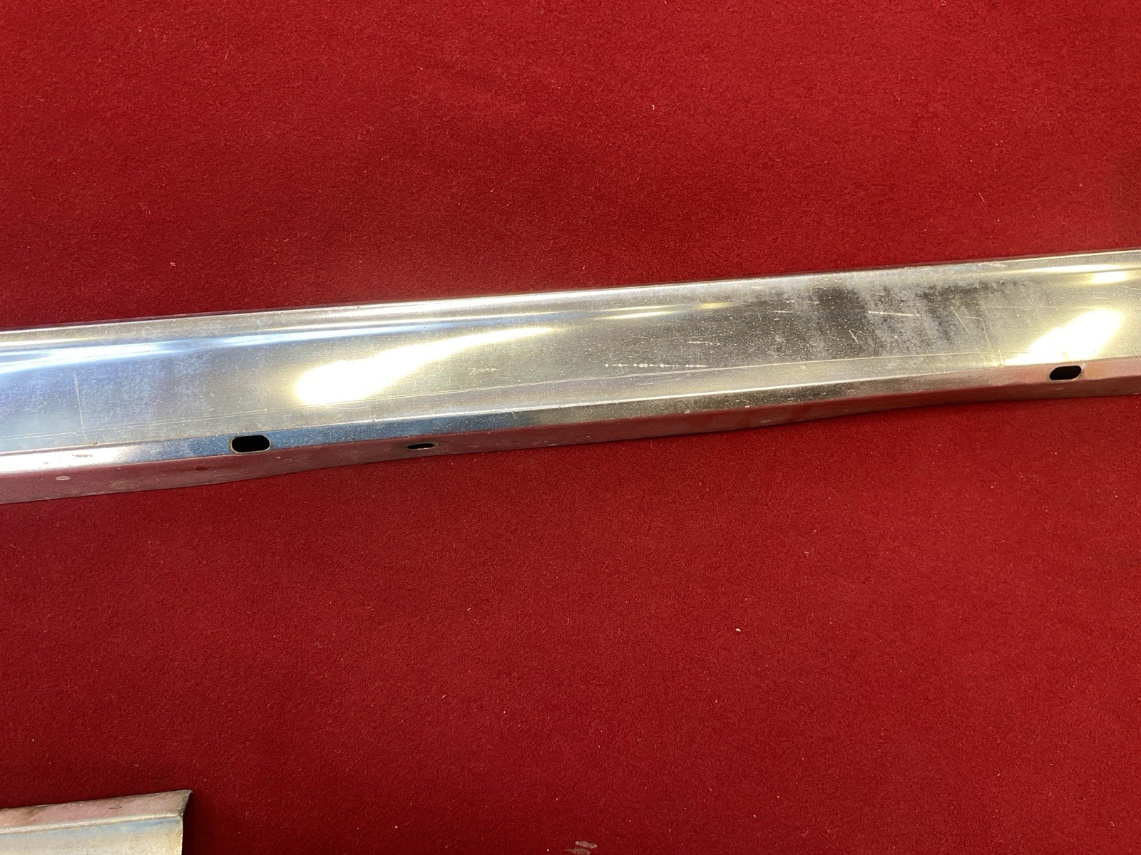 1964 Original GM Oldsmobile RH Rocker Panel Aluminum Trim