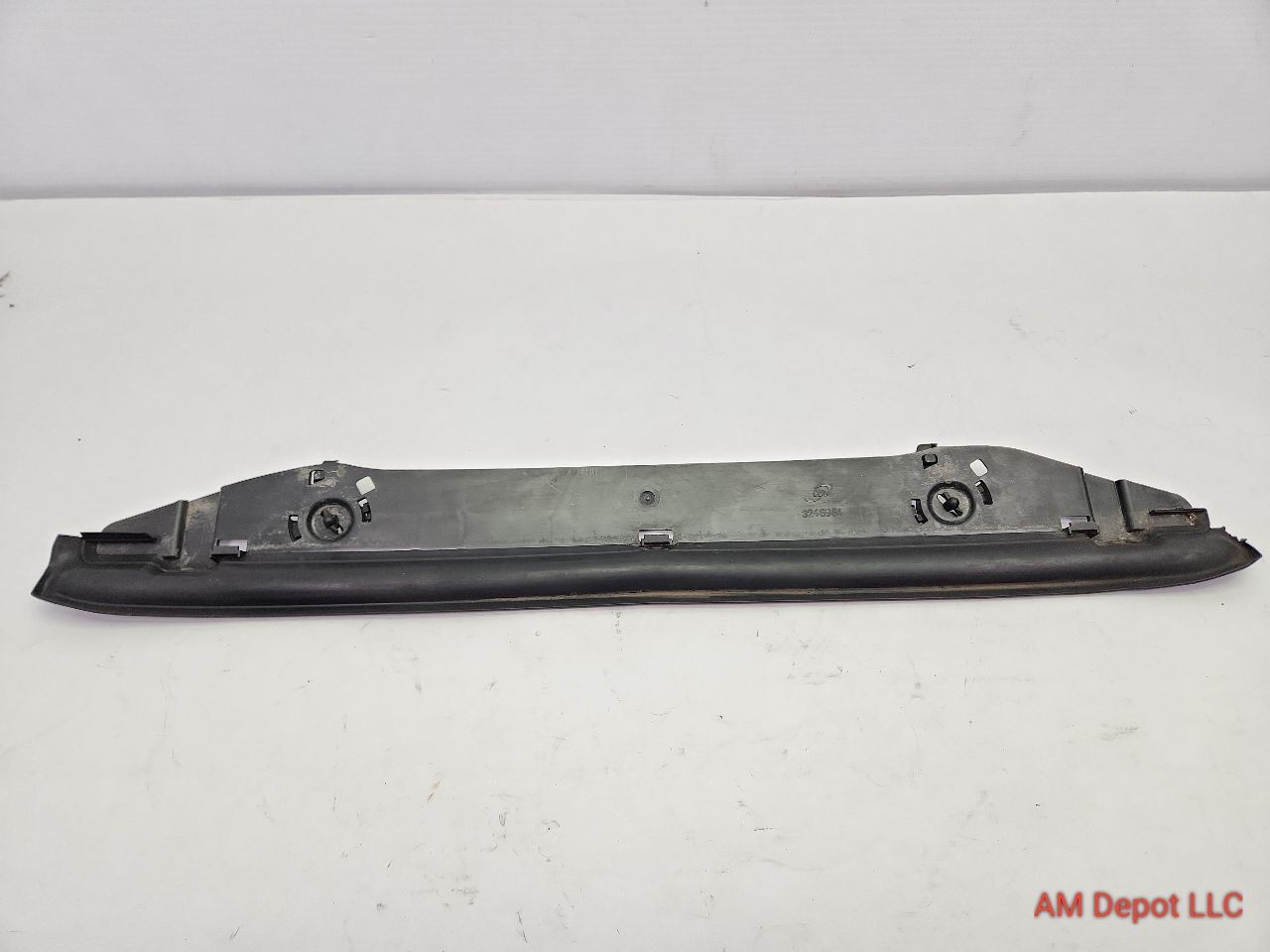 2009 BMW 135i E82 E88 Intercooler Bottom Sealing 17517545367