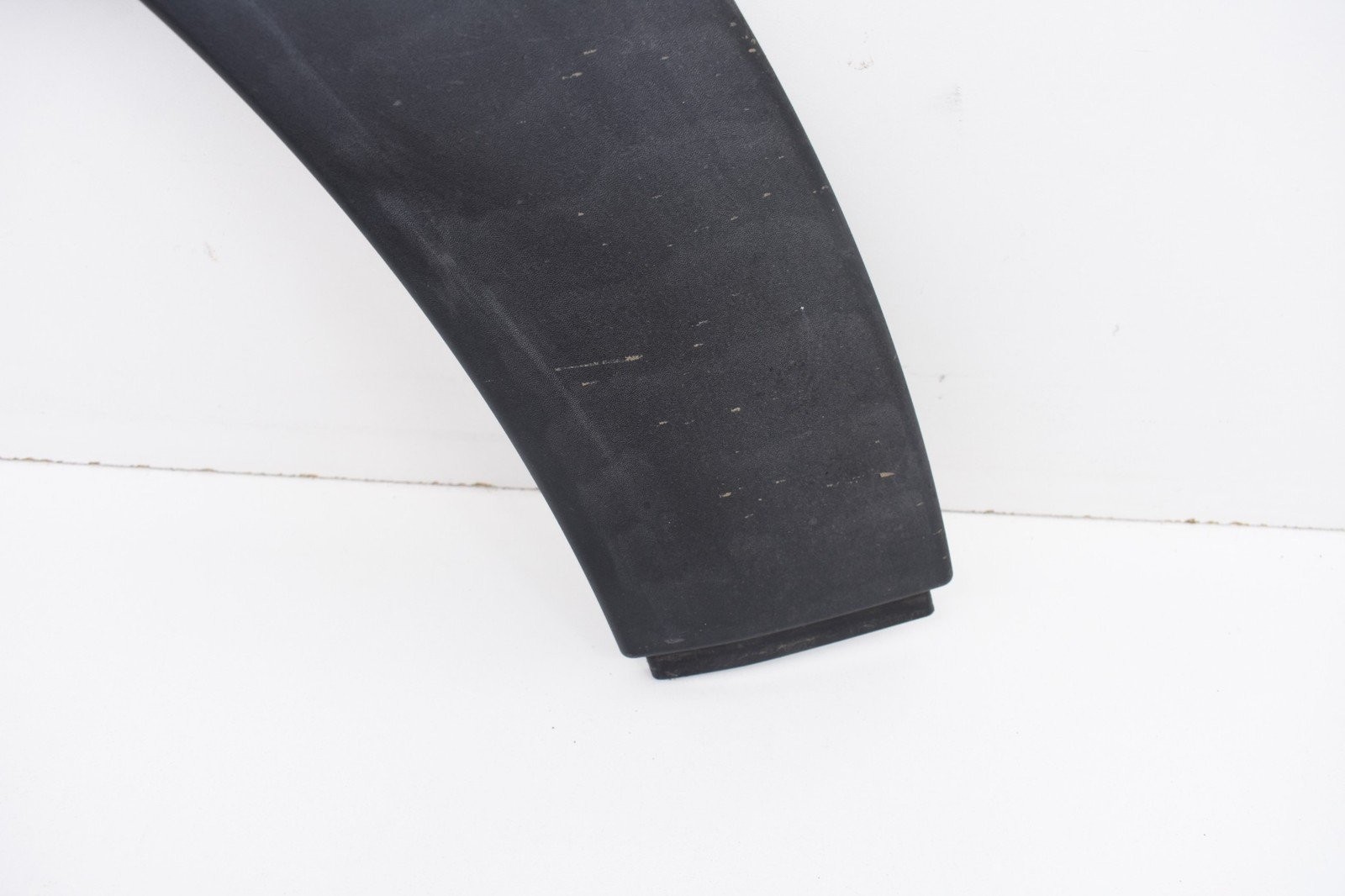 2009 MINI COOPER S R55 CLUBMAN REAR RIGHT FENDER WHEEL ARCH TRIM OEM KW93