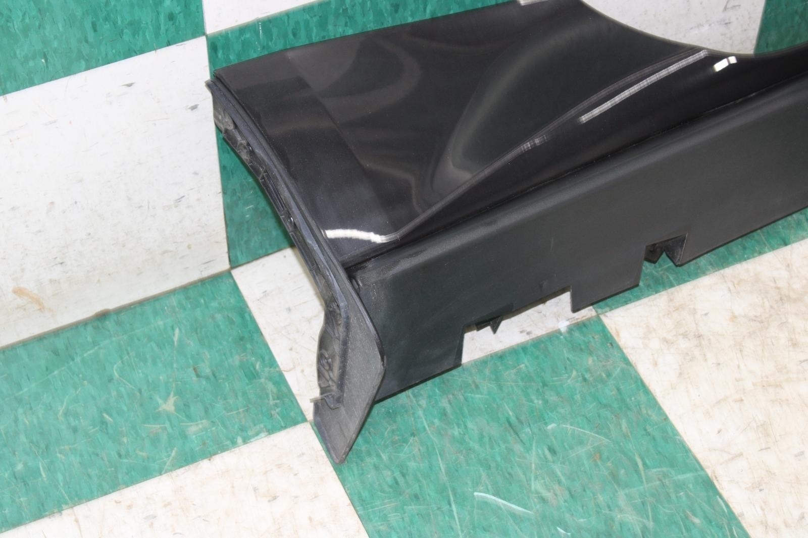 24-25 Mustang Starlight Gray Passenger Right RH Rocker Molding Side Skirt Panel