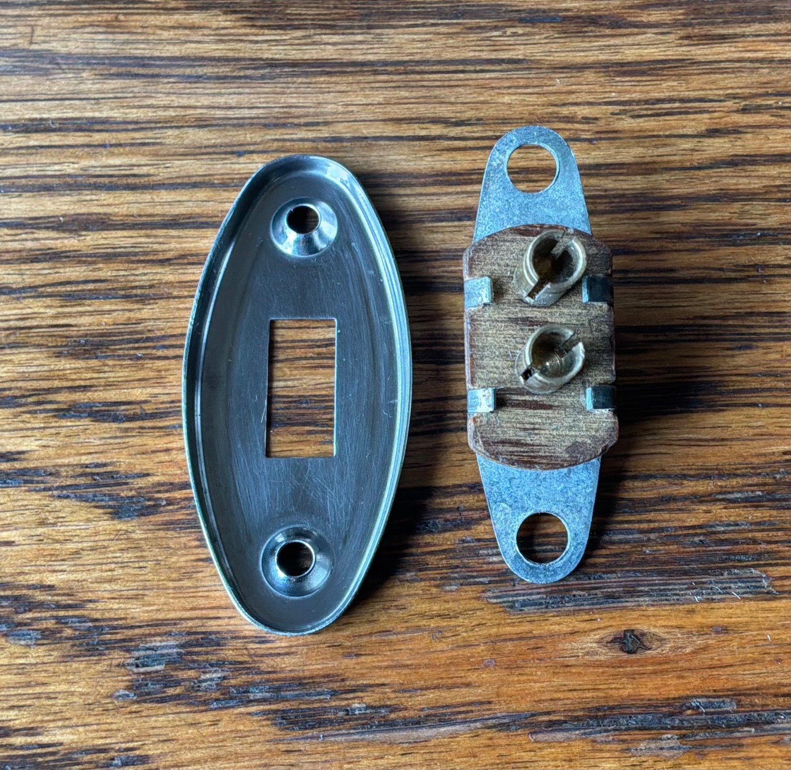 1930s 1940s COURTESY DOME LIGHT SWITCH w/ESCUTCHEON vtg interior trim accessory-