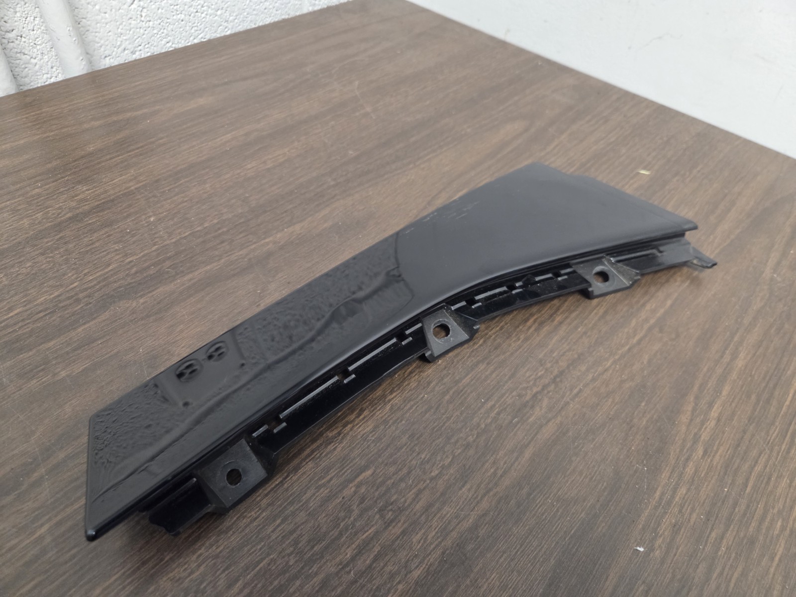 2013-2019 FORD ESCAPE REAR LEFT DOOR WINDOW PILLAR REARWARD APPLIQUE OEM