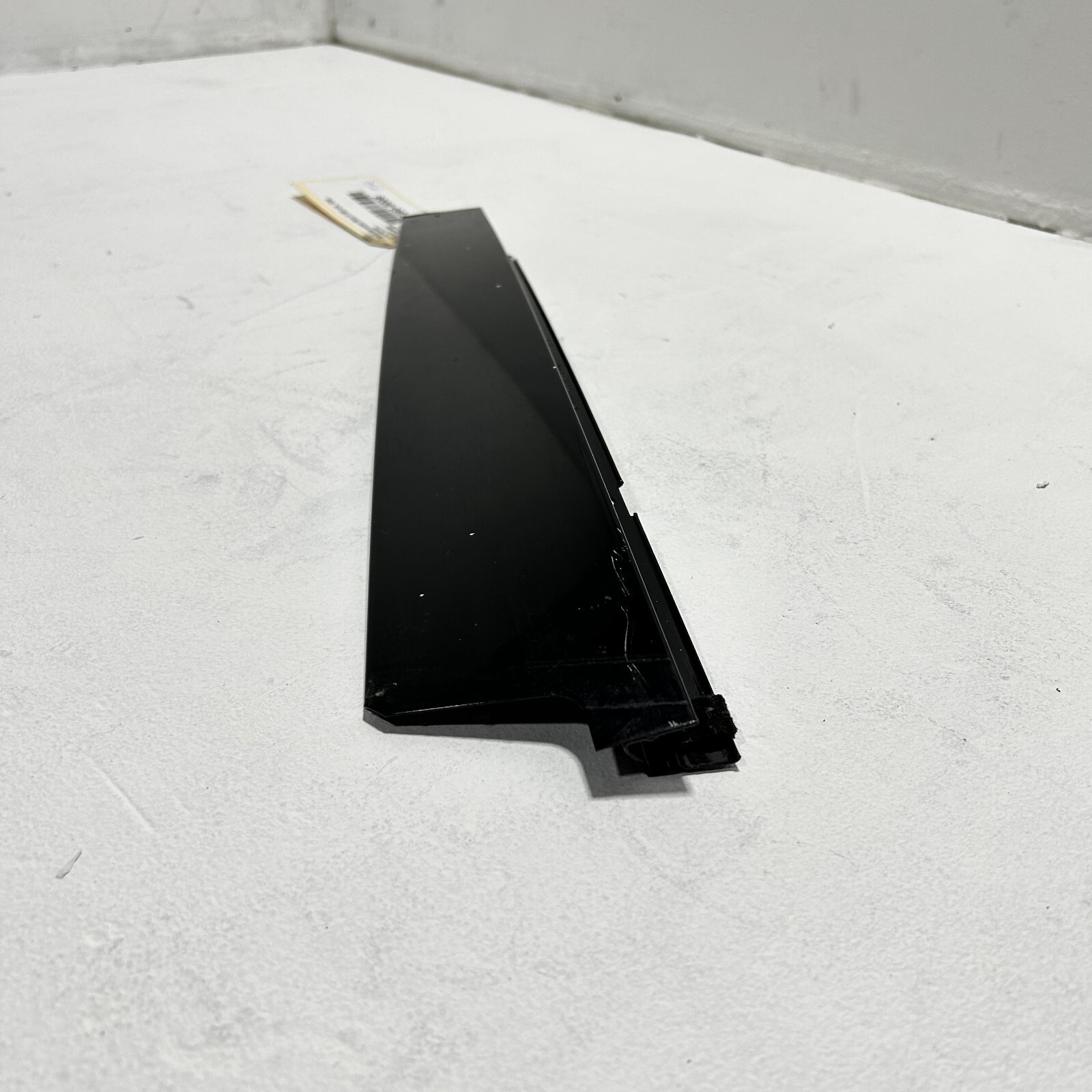 2008-2013 Mercedes W221 S550 Front Passenger Door B Pillar Applique Molding OEM