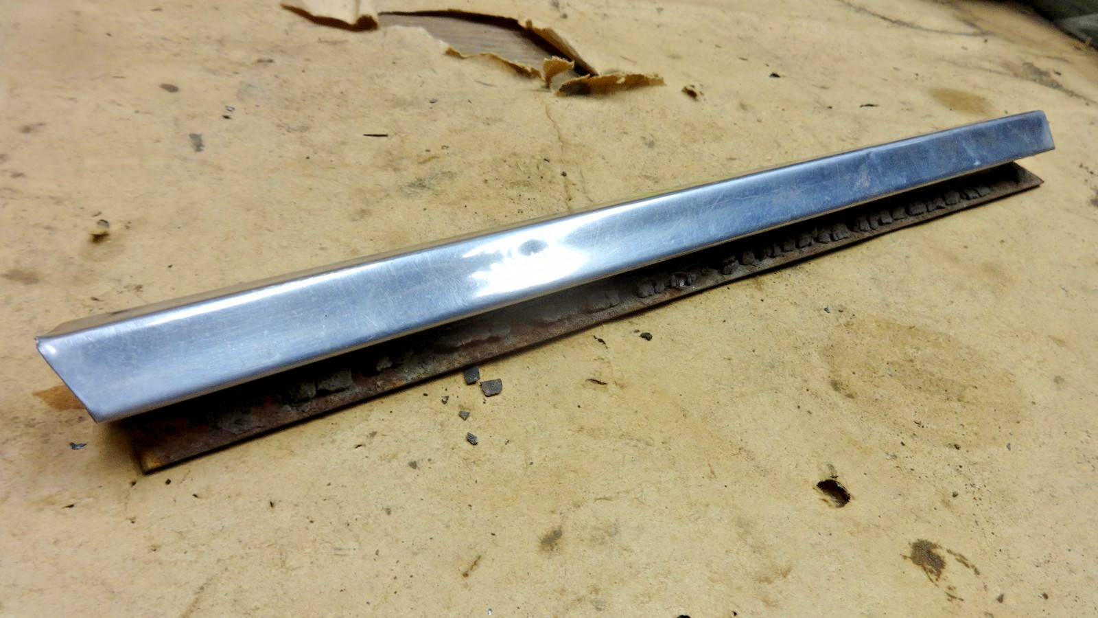 1937 1938 Chevy WINDSHIELD CENTER DIVIDER BARS Original GM