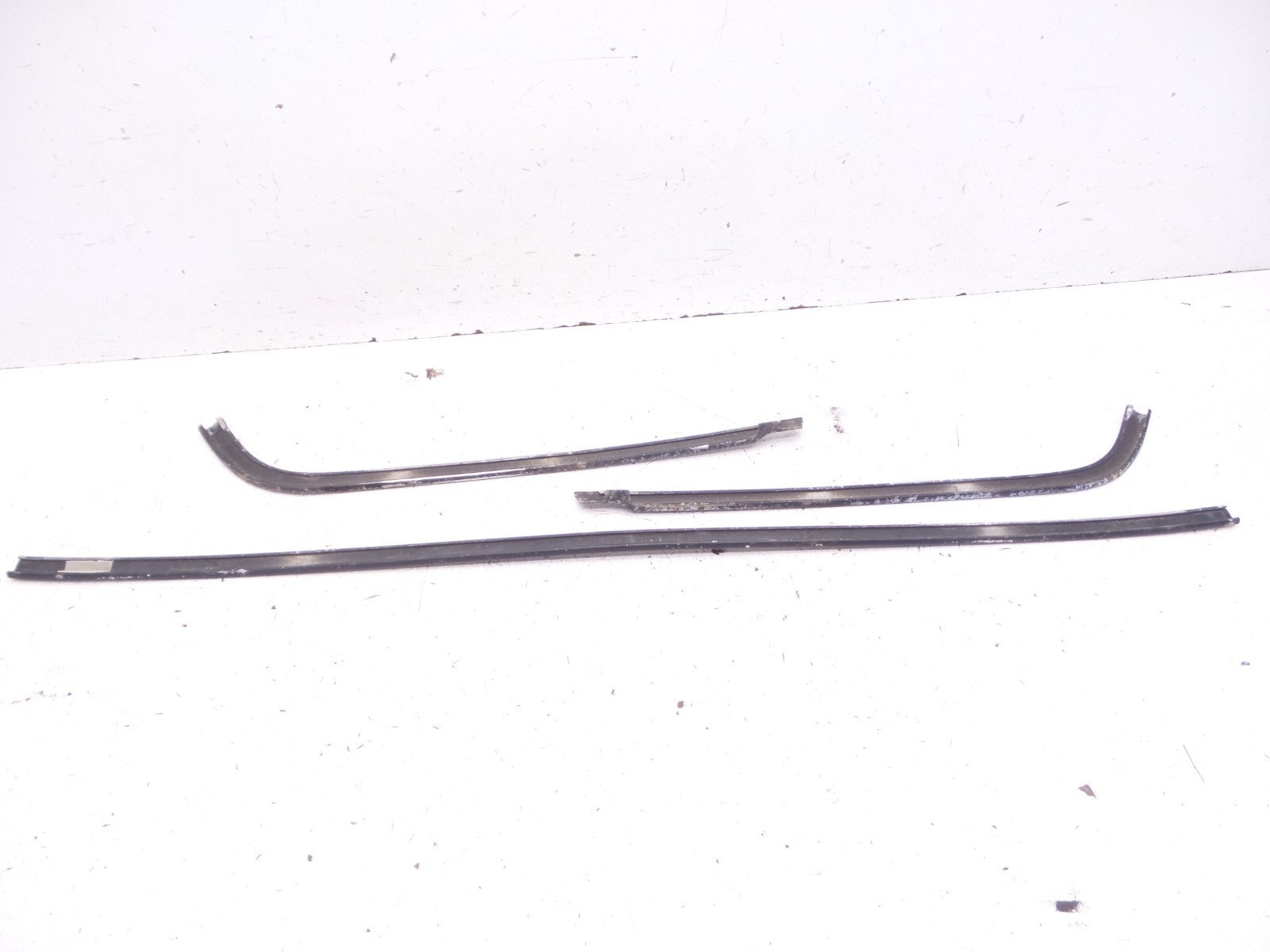 70-81 Camaro Trans Am Black Front Window Trim Molding Windshield Original GM Z28