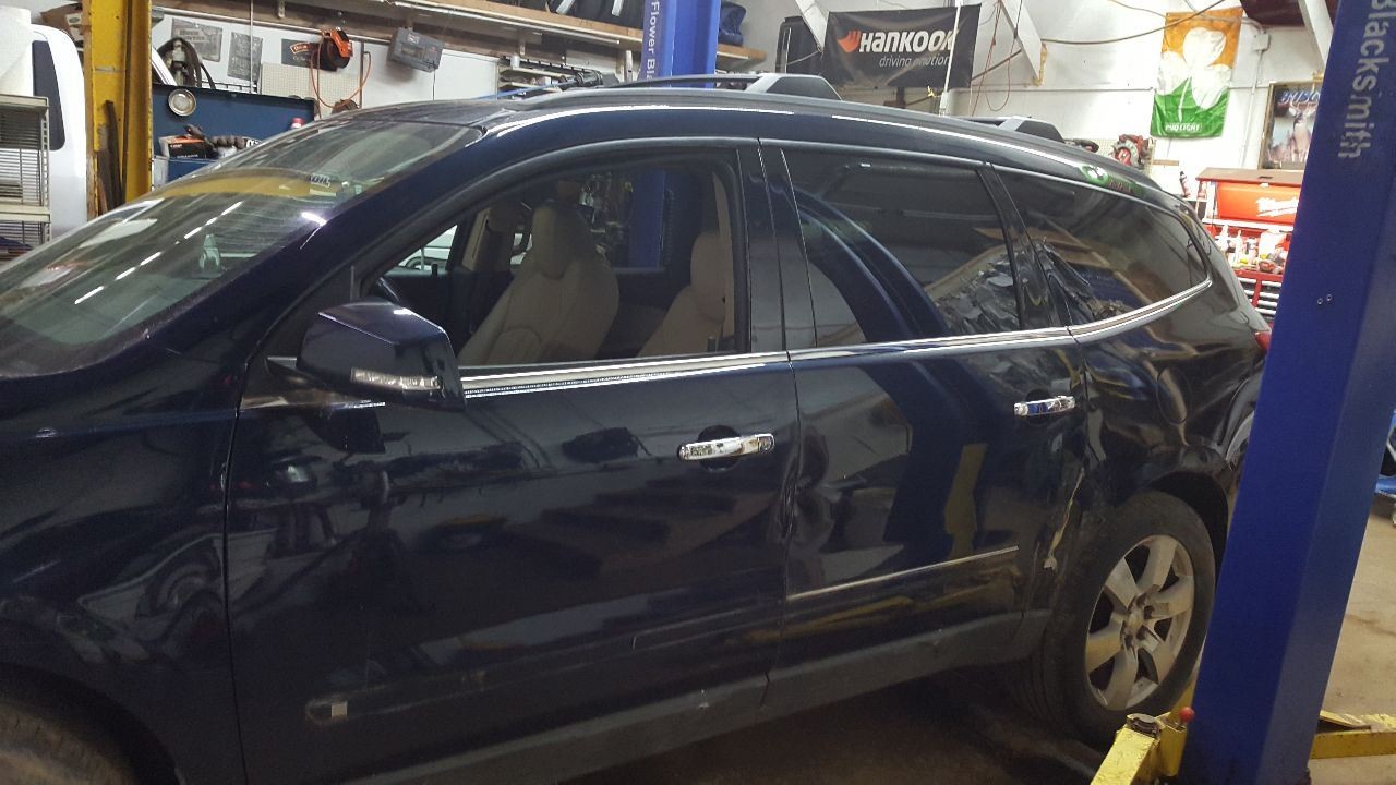 Driver A Pillar 25870848 Fits 07-10 OUTLOOK