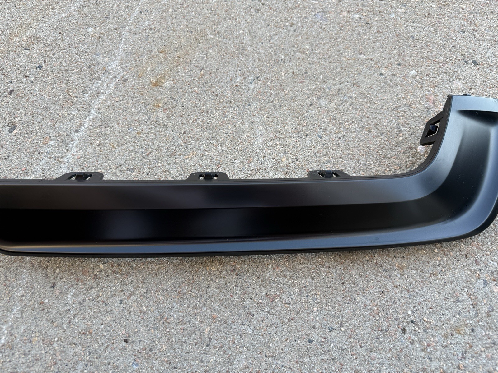 2022-2025 Rivian R1S Rear Bumper Center Moulding Gunmetal Finish Strip Trim OEM