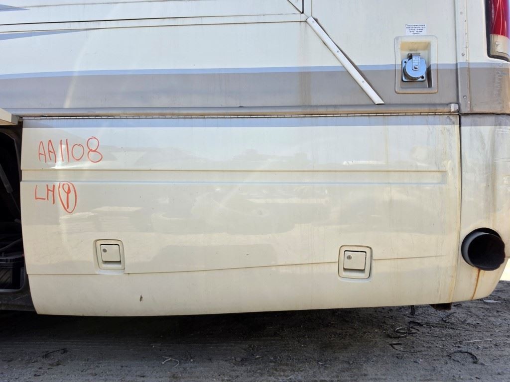 06 National Tropical LX T370 USED Left #9 BATTERY Cargo Storage Luggage Door