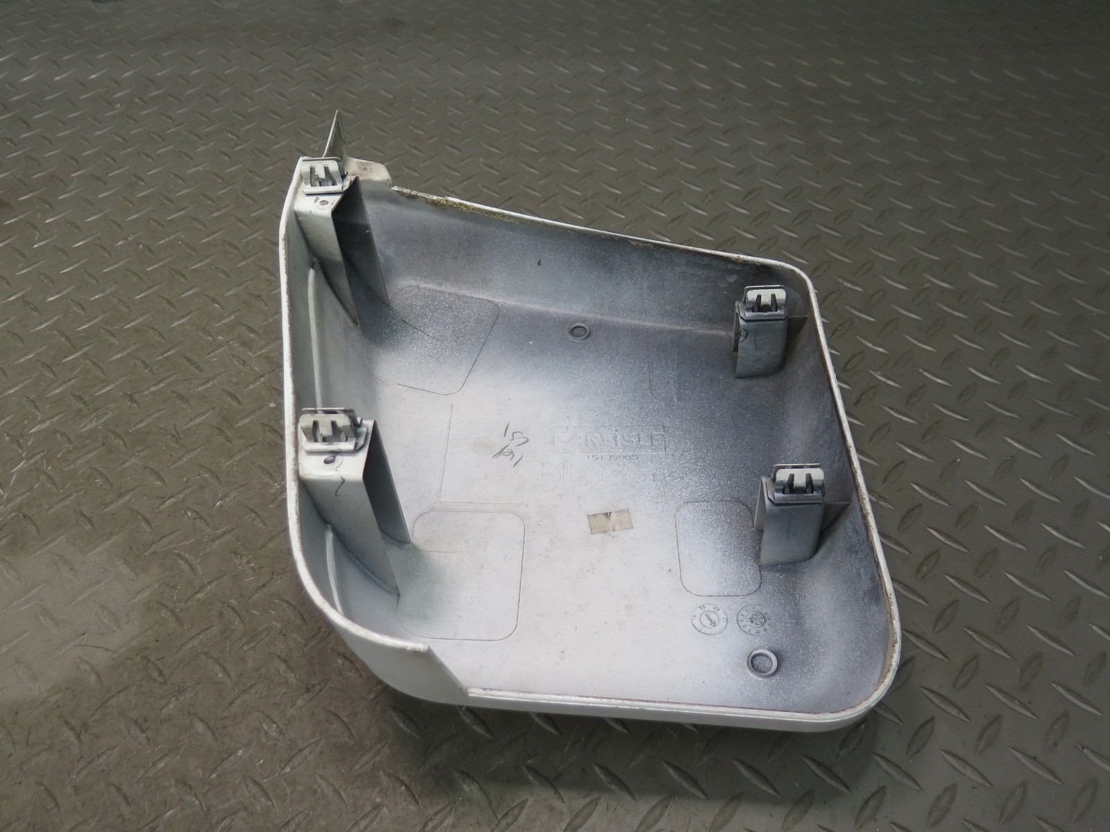 2003-2009 HUMMER H2 FRONT COWL VENT PANEL END CAP COVER MOLDING SET OF 2
