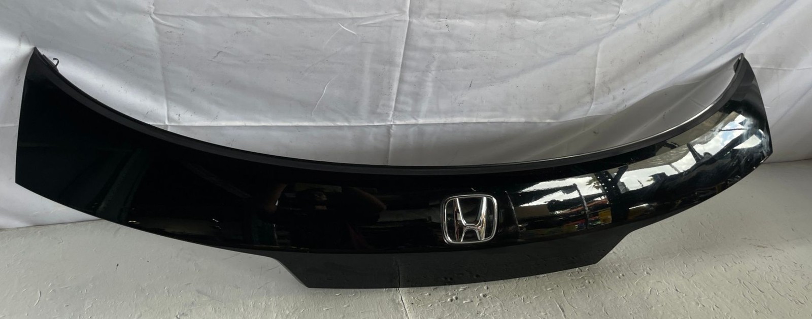 2023-2025 HONDA HR-V REAR LIFT GATE LIFTGATE MOLDING COVER PANEL BLACK # 106420