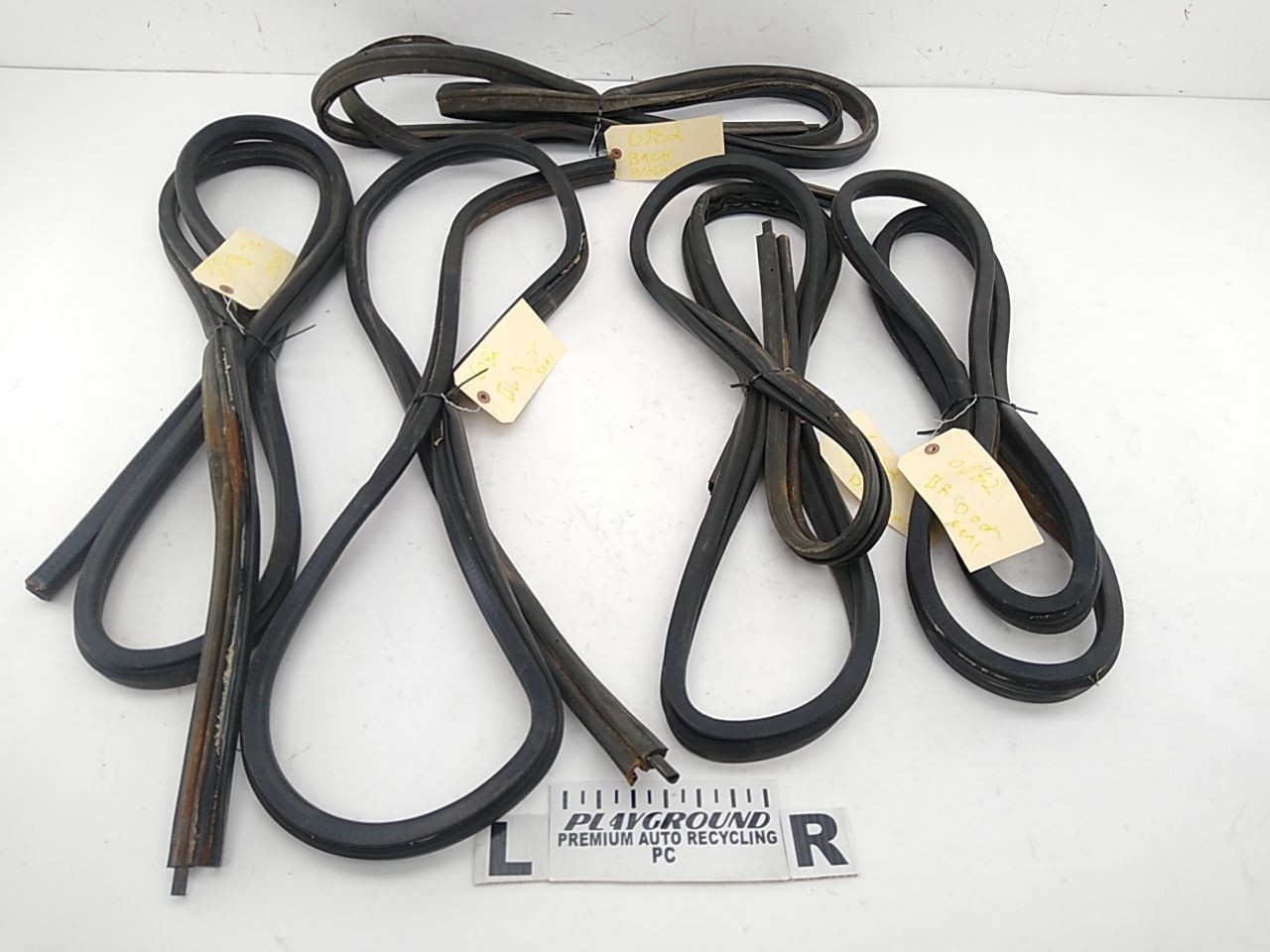Jeep Cherokee XJ Set Of Door & Hatch Seal Molding Weatherstrips Fits 1997-2001