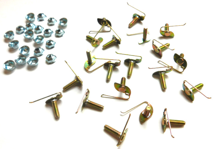 20x Dodge Universal Moulding Fasteners 3/4″ x 5/16″ Trim Clips Bolts 818 NOS