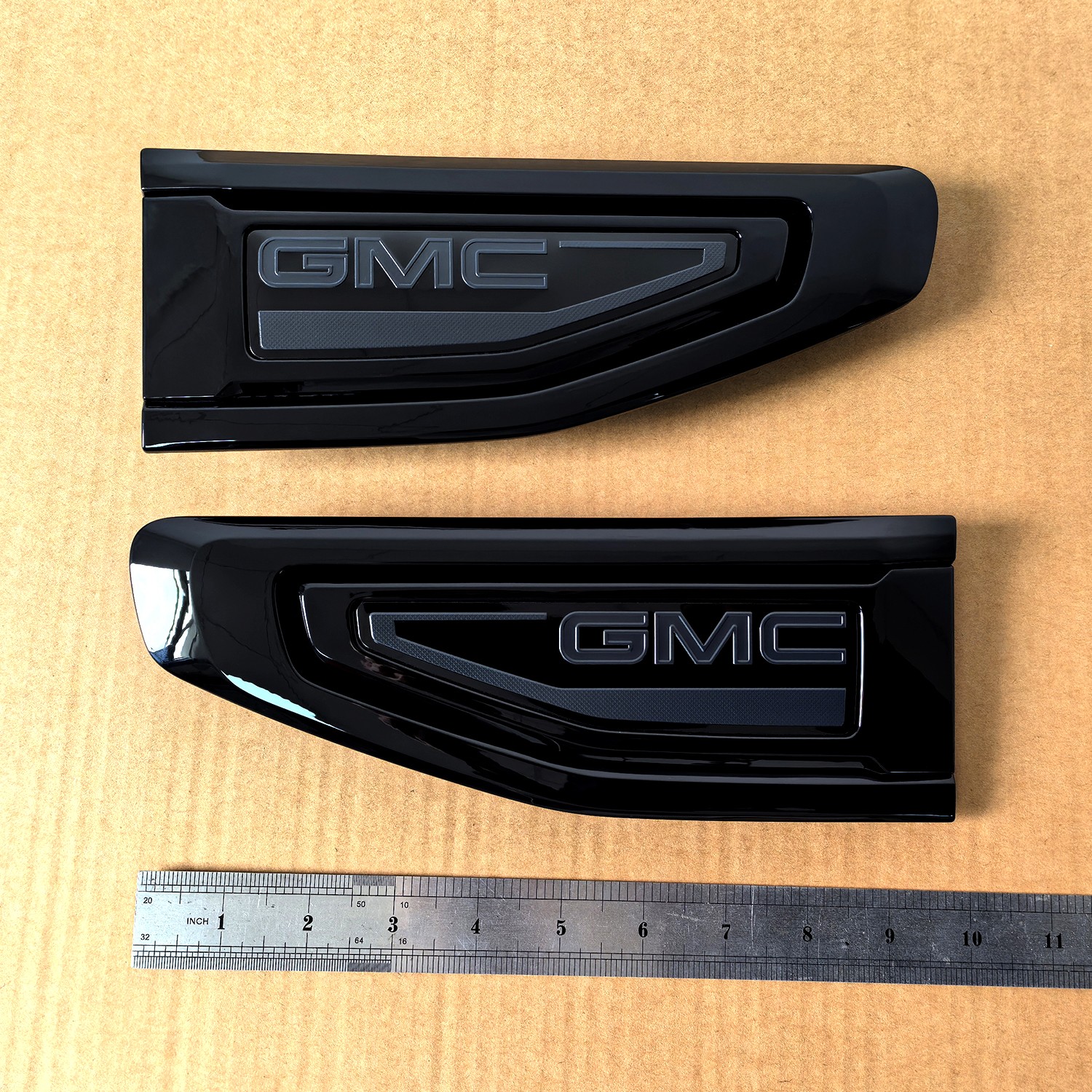 OEM 2021-2024 GMC Fender Vent Emblem Badge for Yukon / Yukon XL Gloss Black