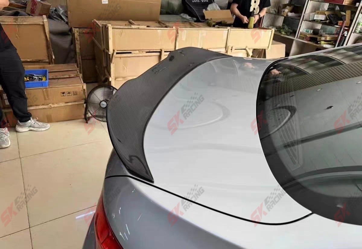Carbon Fiber/Unpainted FRP Rear Spoiler Wing For BMW1 Series F52 Sedan 118i 120i