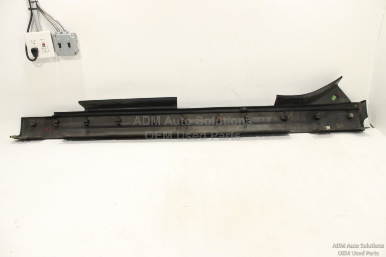 2015 – 2024 MINI Cooper F55 Right Passenger Side Skirt Rocker Panel OEM 7315524