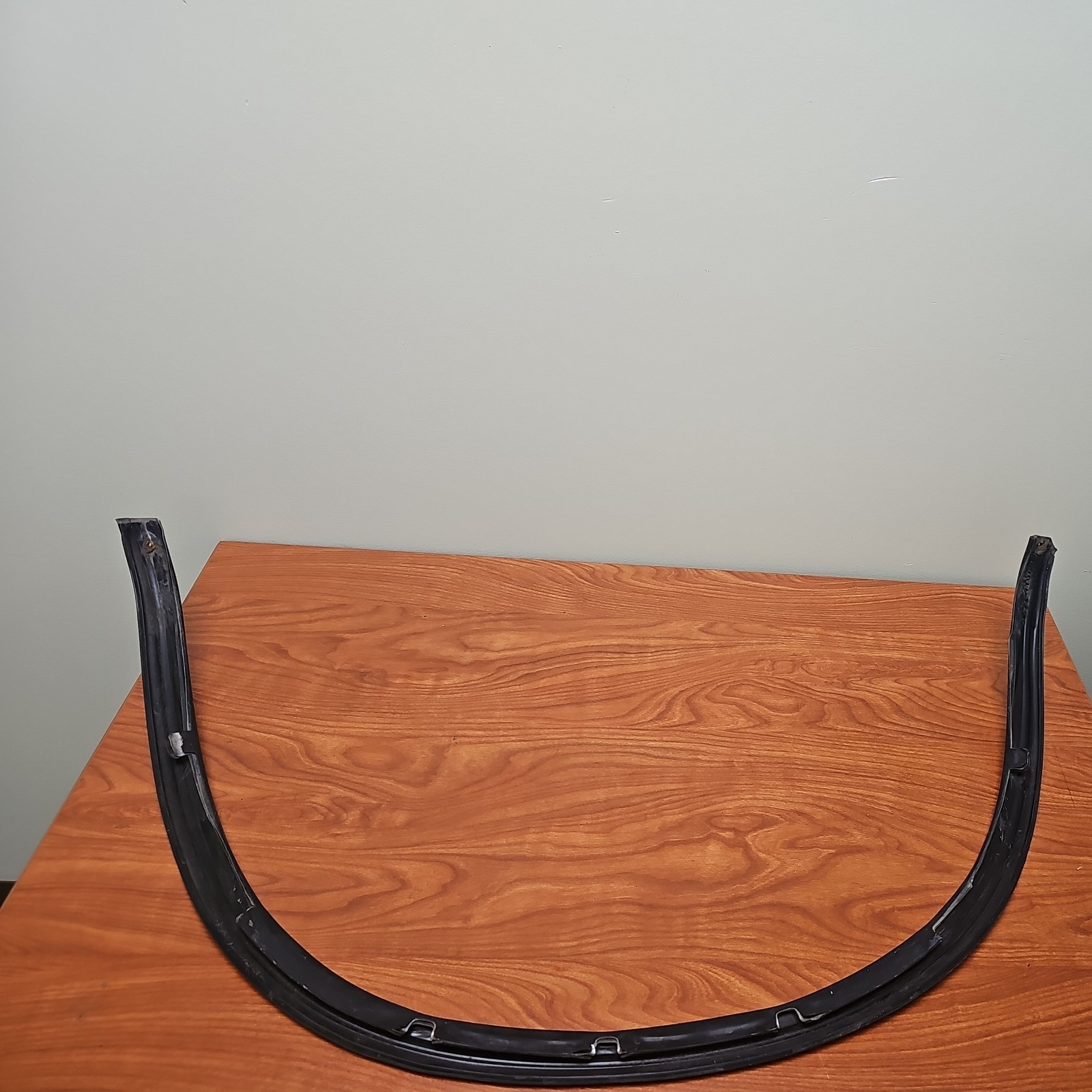 1991 – 1996 Chevy Caprice Impala Wheel Well Trim Molding OEM Full Set